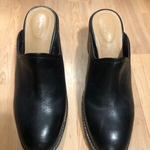 Hush Puppies Bounce Heeled Clog size 10